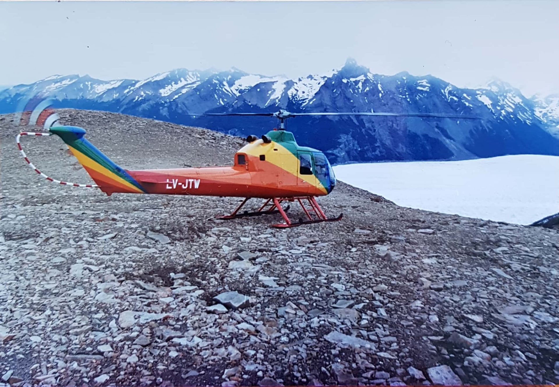 Helicóptero de los inicios de Alsur en la Patagonia